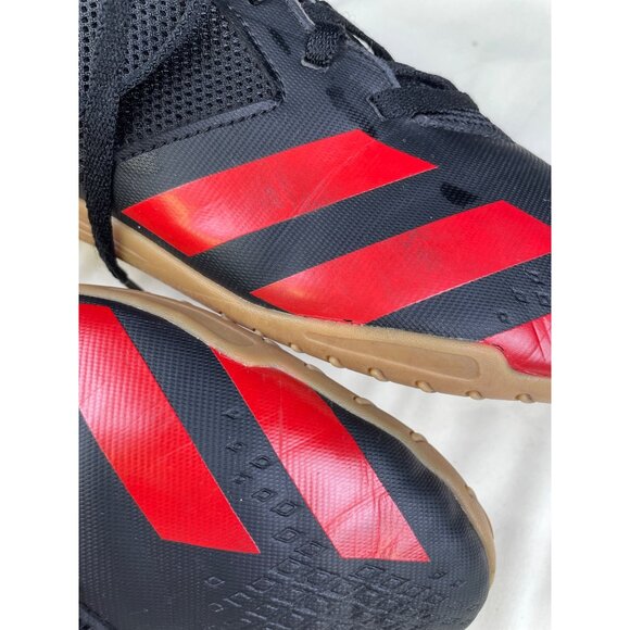 Adidas Men\'s Predator Black / Red low top Sneakers/Shoes Size 11.5 SKU 5269